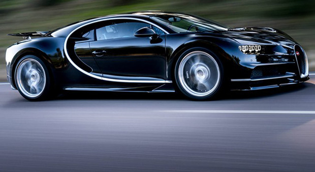 La Bugatti Chiron verrà prodotta in appena 500 esemplari dallo stratosferico costo di 2,4 milioni di euro l'uno