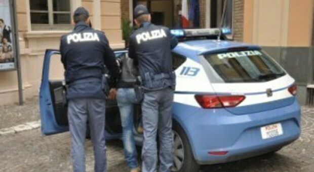 Furti e prostituzione, latitante arrestato dalla polizia a Graz in Austria: deve scontare 2 anni e 3 mesi