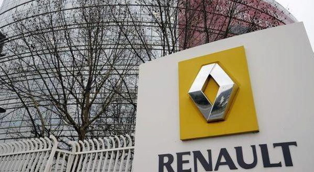 Renault potrebbe richiamare fino a 700 mila auto per controlli