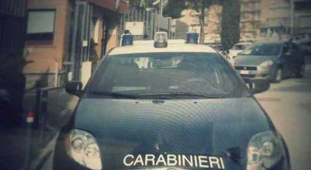 Una marea di furti e soldi falsi alle sagre: blitz dei carabinieri, stroncata banda