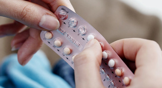 "Pillola anticoncezionale a pagamento", la scelta dell'AIFA