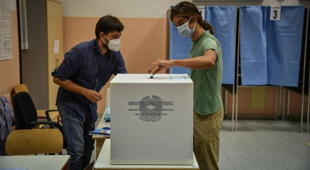 Elezioni regionali 2020, l’Italia torna al voto una sfida al Covid e al rischio astensione