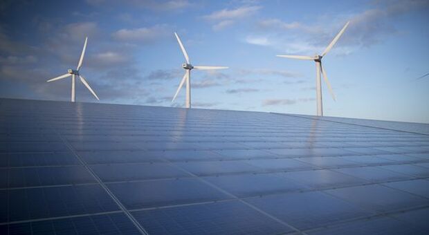 Eni acquisisce un portafoglio di progetti di energia rinnovabile in Spagna