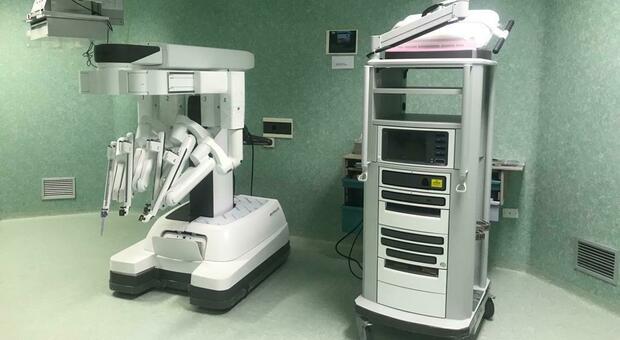 Robot milionario fermo in ospedale, troppo pochi gli specialisti abilitati