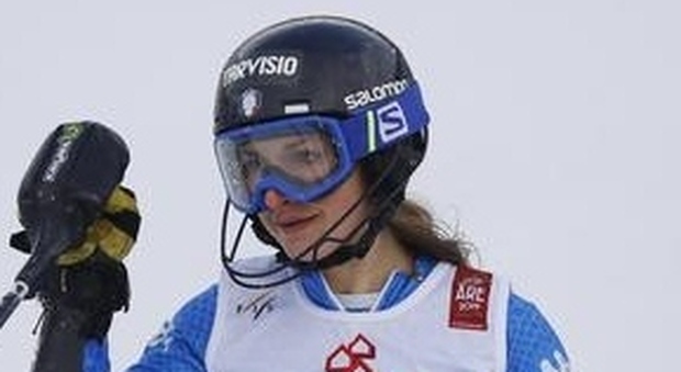 Mondiali di sci Cortina 2021: Italia fuori ai quarti nel Team Event. Infortunio choc per l'azzurra Della Mea