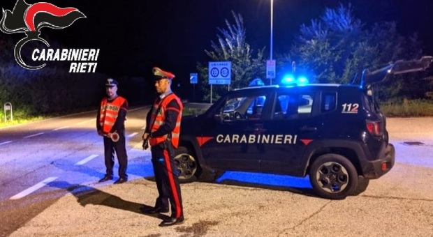 Controlli stradali dei carabinieri: tre denunce, patenti ritirate, autovetture sequestrate e multe