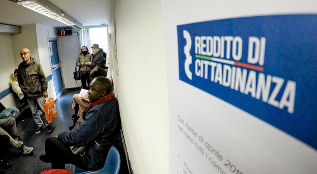 Reddito di cittadinanza, procedura di infrazione Ue contro l'Italia: «Non in linea con diritto comunitario»