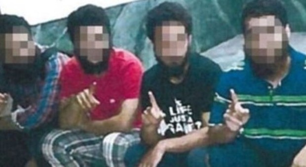 Terrorismo, due siriani arrestati a Ginevra: trovate tracce di esplosivi all'interno dell'auto