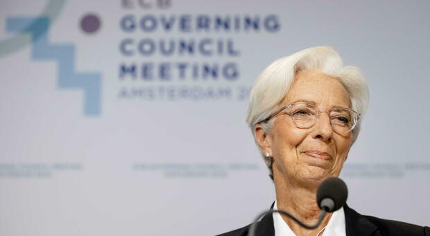 Bce, Lagarde annuncia l'aumento dei tassi per luglio: la prima volta dal 2011