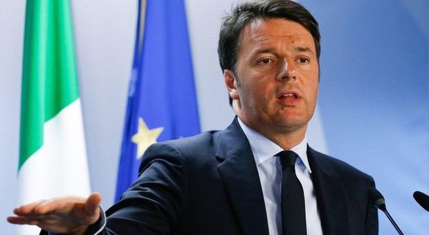 Emergenza migranti, Renzi: «La Francia non può lasciarli in Italia»