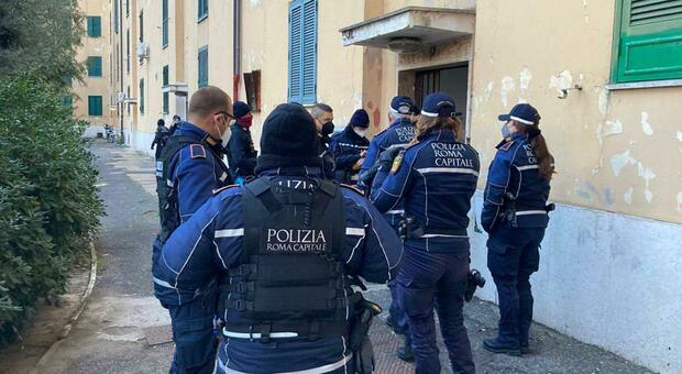 Roma, case occupate dai clan: liberati finora 12 alloggi