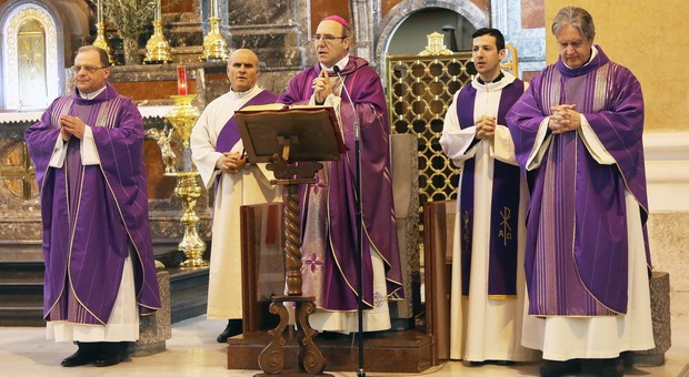 L'arcivescovo di Benevento celebra il 131esimo compleanno di San Pio