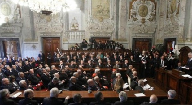 Corruzione, vendevano documenti del Consiglio di Stato: arrestato carabiniere, 20 avvocati indagati