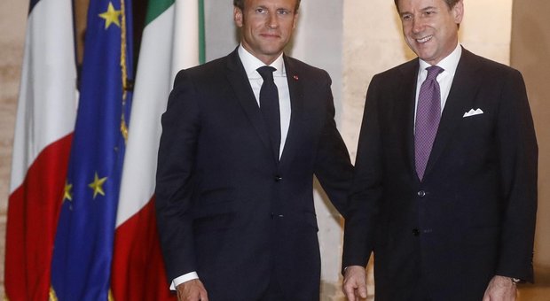 immagine Macron, incontro a Roma con Conte e Mattarella