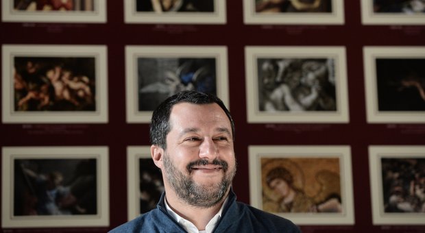 Salvini e la nuova relazione: «Nel mio prossimo viaggio a Parigi, forse potremmo essere in due...»