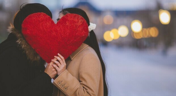 Oggi si celebra San Valentino, la festa degli innamorati: qual è la sua origine?