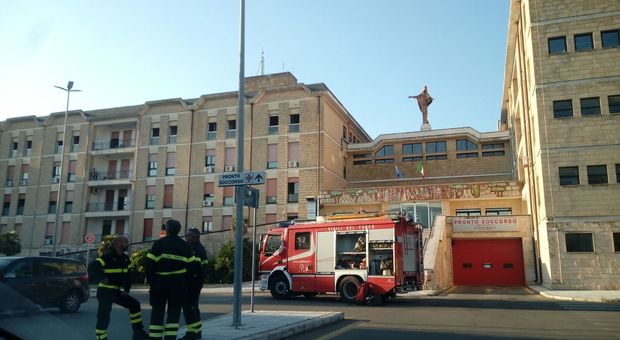 I vigili del fuoco in ospedale