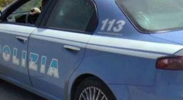 Roma, trans aggredisce cliente e poliziotti: arrestato