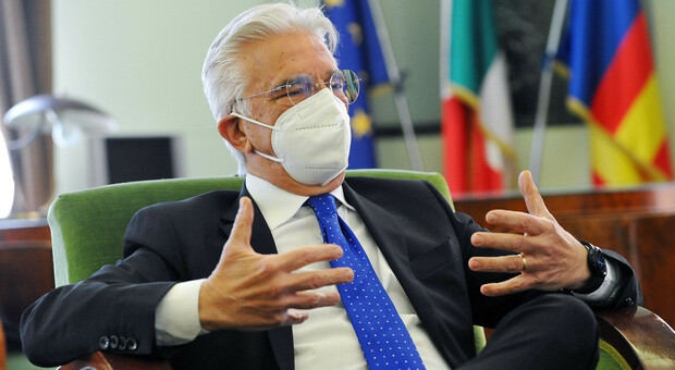Salerno, indagato il sindaco Napoli: «Non ha chiuso le fonderie Pisano»