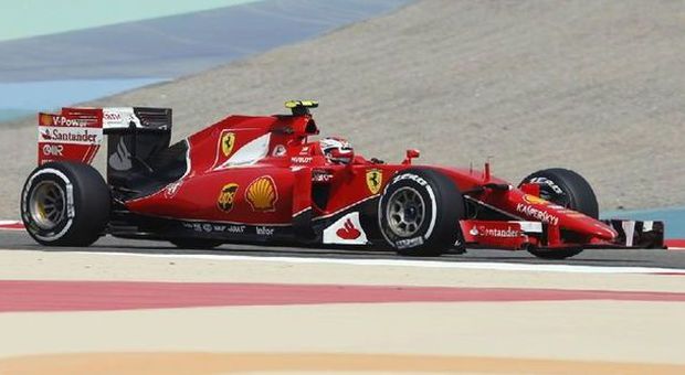 Bahrain, Mercedes più veloci nelle libere, ma le Ferrari ora inseguono da vicino