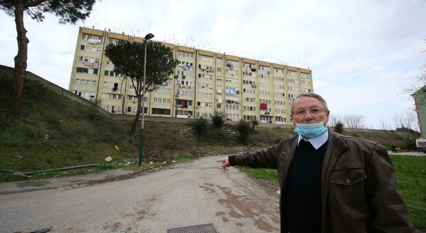 Napoli, rione Toscanella: «250 famiglie abbandonate nei prefabbricati dall'80»
