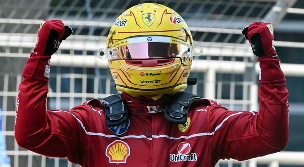 La gioia di Lewis Hamilton dopo laprima vittoria con la Ferrari nella gara Sprint in Cina