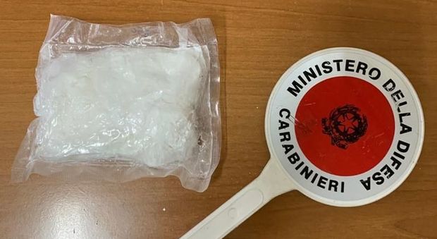 Tre pusher arrestati in autostrada: sequestrata coca per 60.000 euro