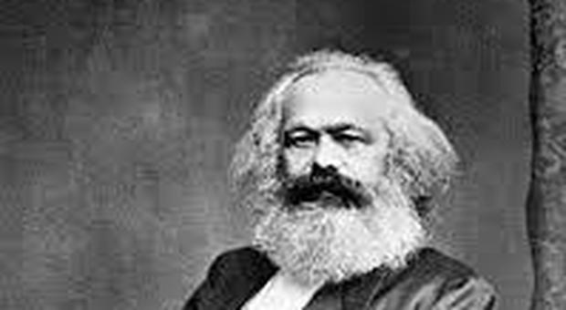 Sorpresa, rispunta Karl Marx tra le femministe americane ma stavolta per essere criticato