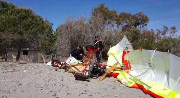 Reggio Calabria, cade col deltaplano, muore il pilota