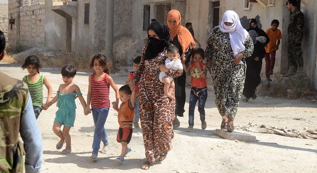 Siria, il regime annuncia attacco finale ad Aleppo. Unicef: «130 mila bimbi in trappola»