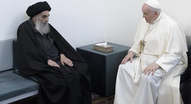 Iraq, Francesco e l'Ayatollah Al Sistani soli a parlare delle «grandi sfide dell'umanità» e dei Palestinesi
