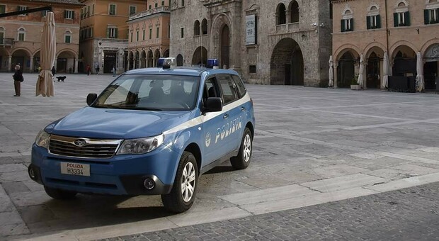 San Benedetto, due topi d'appartamento finiscono nella rete dei controlli alla "Movida molesta" della Polizia