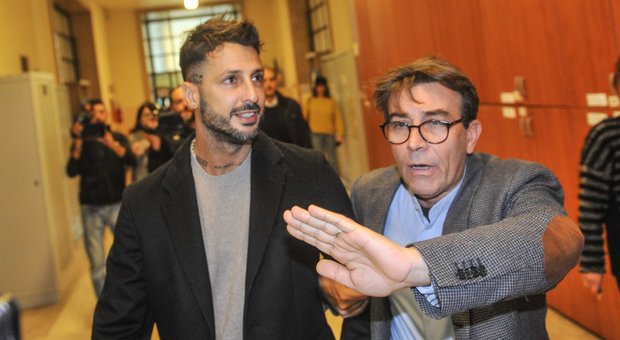 immagine Fabrizio Corona, il pg: «Torni in carcere, troppe risse in tv: stop all'affido terapeutico»