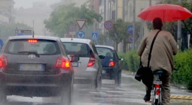 Maltempo, il ciclone Odissea verso l'Italia Arrivano le piogge, sole nel weekend