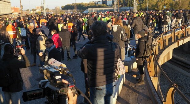 Proteste No Green Pass al Porto di Trieste: 30 persone denunciate