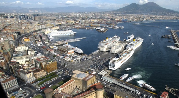 Lavori di allargamento al porto di Napoli, in campo l'Anac: «Diverse criticità»