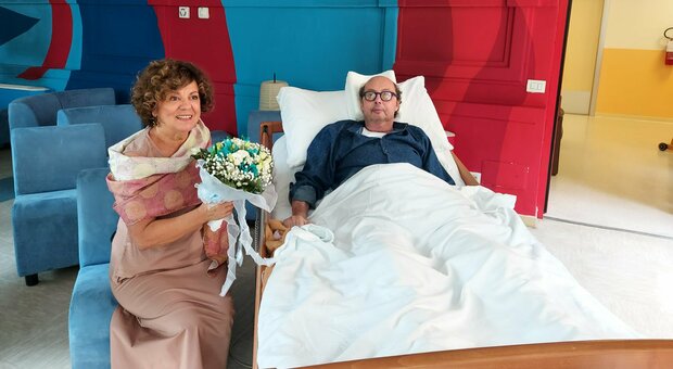 Davide, malato di cancro, e il matrimonio in ospedale con la sua Nuccia prima di morire