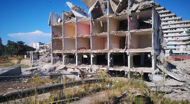 Napoli: demolita la Vela Verde, via alla seconda fase del progetto Restart Scampia
