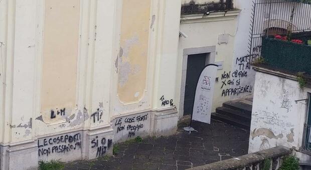 immagine Salerno, murales sfregiato di Giancarlo Siani: la stretta del Comune sui vandali