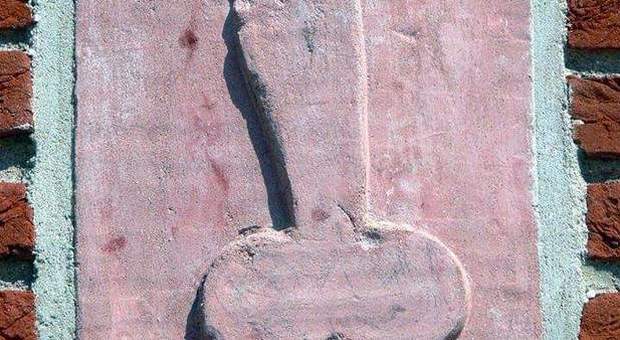 Pompei, anno 79 dopo Cristo: il segreto della felicità è il fallo