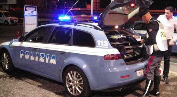 Noto medico finisce con l'auto sotto un tir sulla Avellino-Salerno: salvo per miracolo