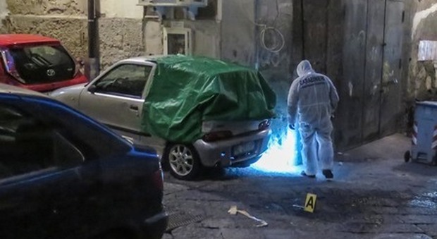 Agguato a Napoli: uomo ucciso a colpi di pistola ai Quartieri Spagnoli