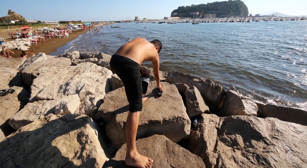 Napoli, due incidenti in mare: muore anziano, 15enne grave al Cardarelli