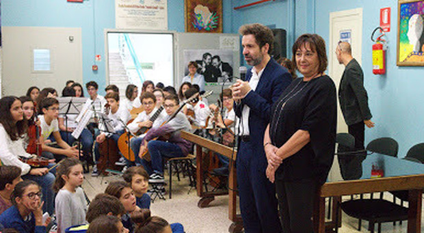 Lecce, la dirigente scolastica scrive ai ragazzi: «Ci mancate tanto»