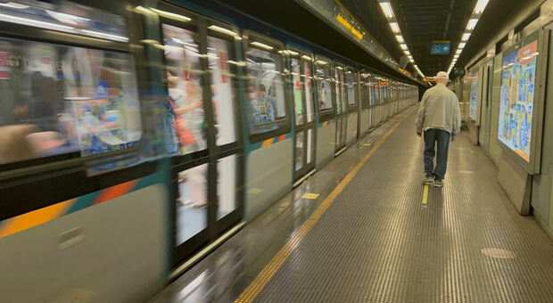 Metro di Napoli