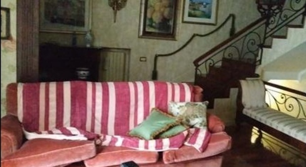 Il divano di Rosina