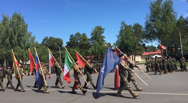 Missione in Lettonia per 160 militari italiani: oggi lo schieramento del battaglione NATO
