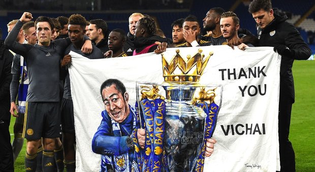 Premier League, pari tra Arsenal e Liverpool, il Leicester vince e ricorda il presidente scomparso