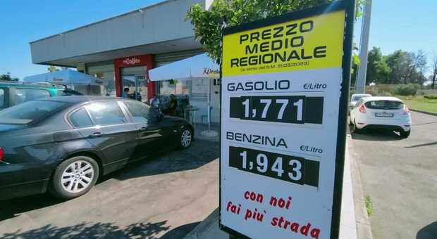 Prezzi medi della benzina, la Puglia è la regione più cara