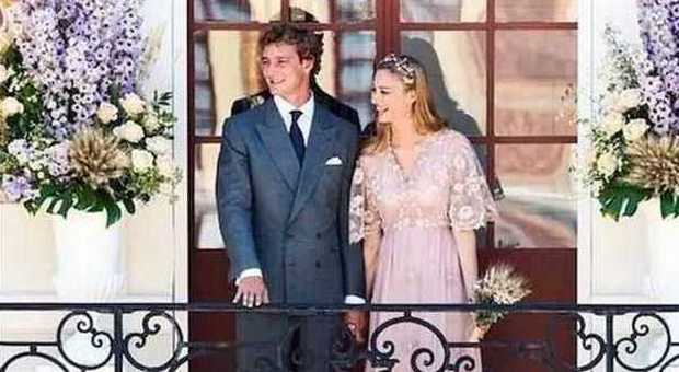 Beatrice Borromeo e Pierre Casiraghi sposi: le prime foto del matrimonio e del vestito di Valentino